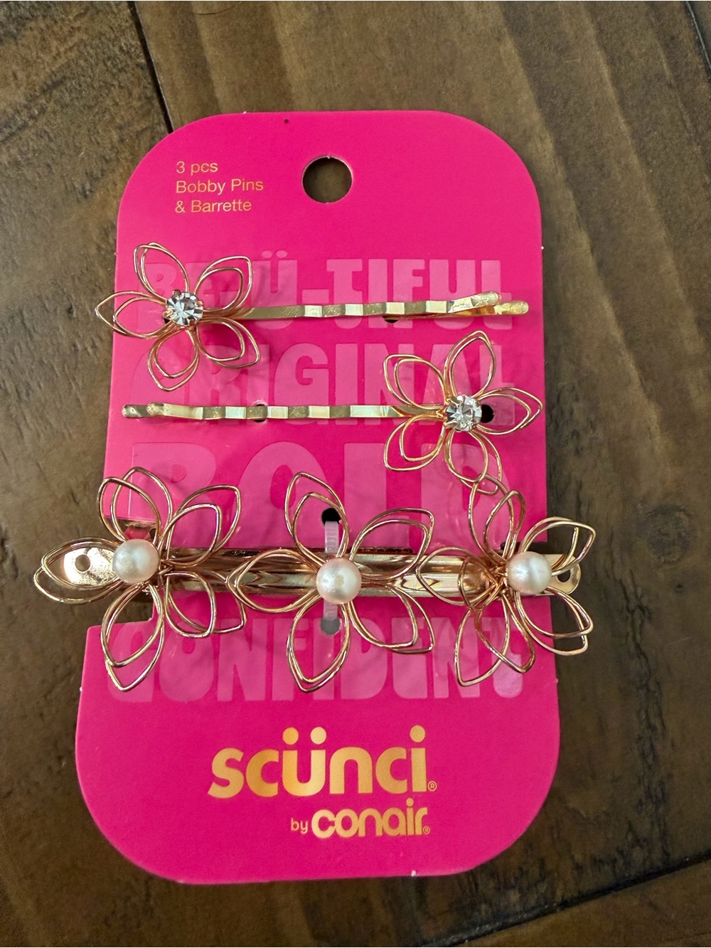 Scunci 3 piece gold & rhinestone flower hair clips new women’s girls hair clips